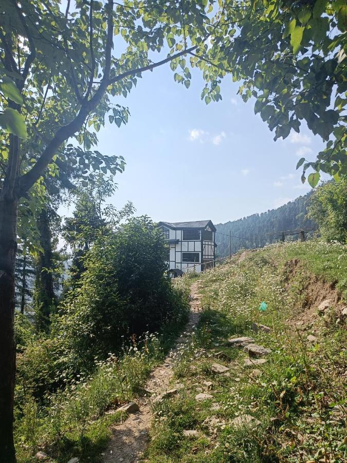 Хостел Sugar Cube Retreat Шимла Экстерьер фото
